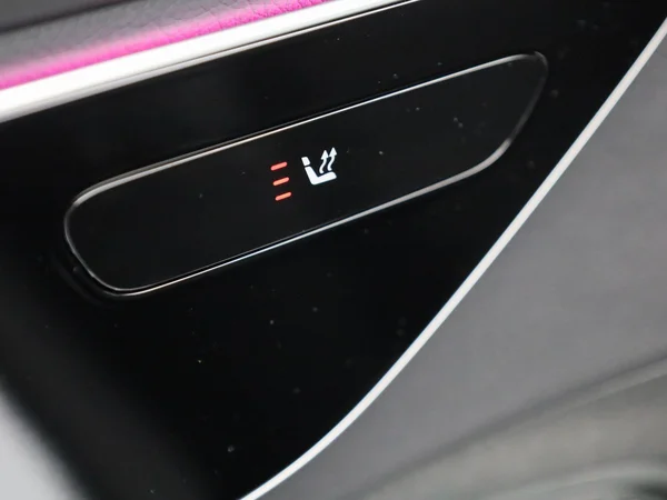 Mercedes-Benz C-Klasse (2025) — foto 28 van 50
