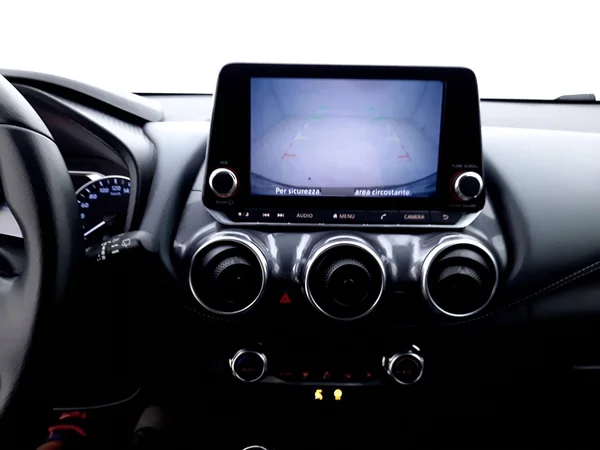 Nissan Juke (2021) — foto 24 van 24