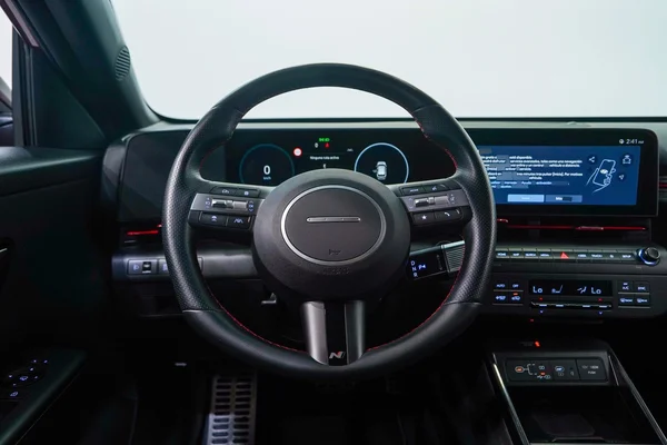 Hyundai Kona HEV (2024) — foto 9 van 52