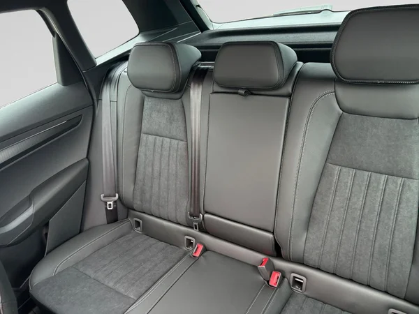 SKODA Karoq (2026) — foto 10 van 24