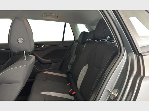 Skoda Kamiq (2025) — foto 6 van 15