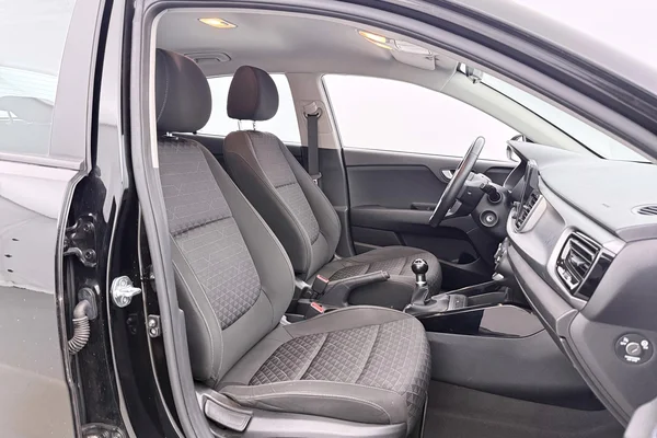 Kia Rio (2021) — foto 3 van 36