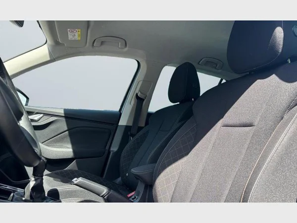 Skoda Kamiq (2022) — foto 2 van 26
