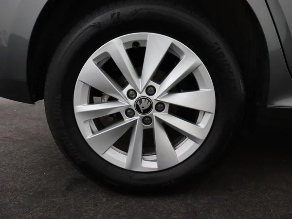 SKODA Kamiq (2025) — foto 12 van 18