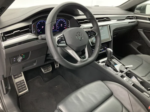 VOLKSWAGEN Arteon Shooting Brake (2023) — foto 6 van 36