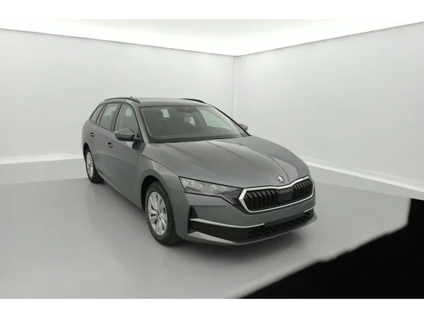 SKODA Octavia Combi (2025) — foto 23 van 36