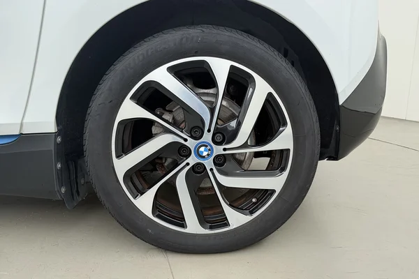 BMW I3 (I01 LCI) (2019) — foto 19 van 22