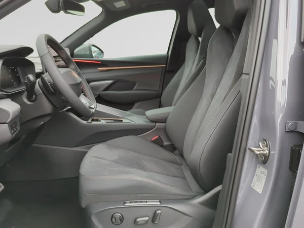 CUPRA Terramar (2024) — foto 2 van 35