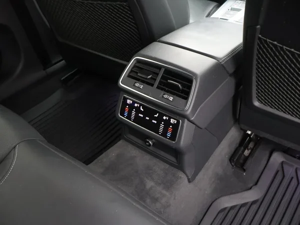 Audi A6 (2020) — foto 20 van 32