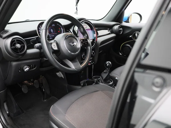 MINI One (2022) — foto 7 van 34