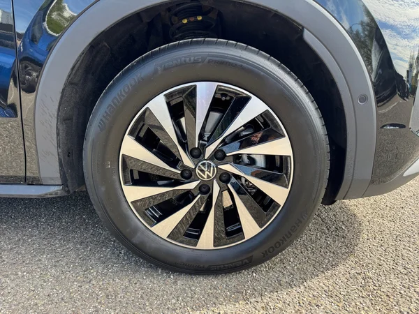 VOLKSWAGEN T-Roc (2026) — foto 15 van 22