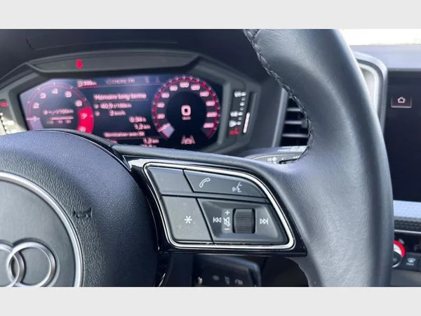 Audi A1 Sportback (2023) — foto 9 van 29