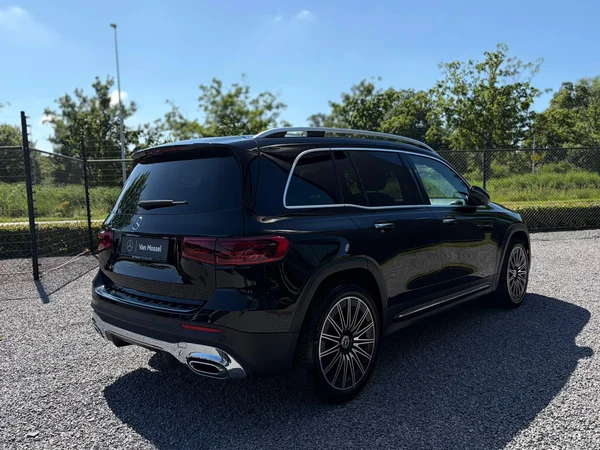 Mercedes-Benz GLB (2024) — foto 19 van 23