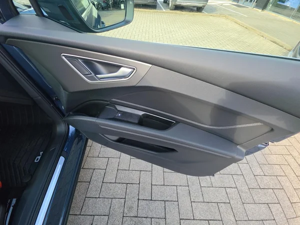 AUDI Q4 e-tron (2026) — foto 9 van 24