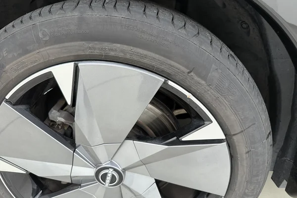 Nissan Ariya (2023) — foto 13 van 21