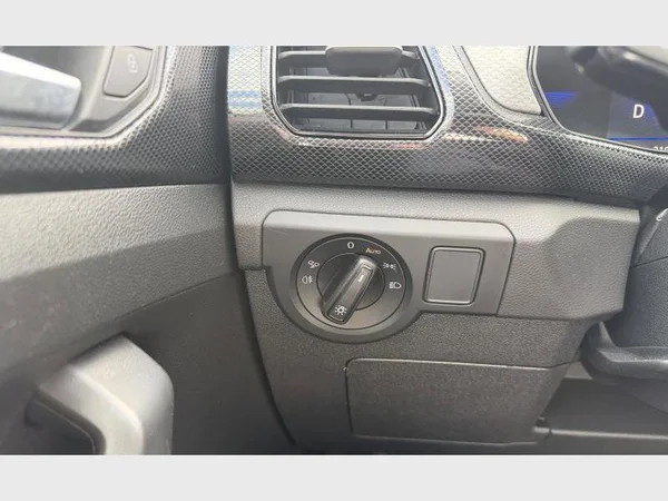 Volkswagen T-Cross (2025) — foto 9 van 19