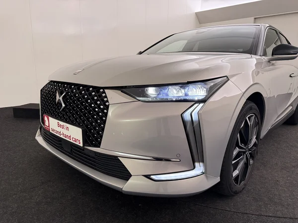 DS AUTOMOBILES DS 4 (2022) — foto 25 van 31