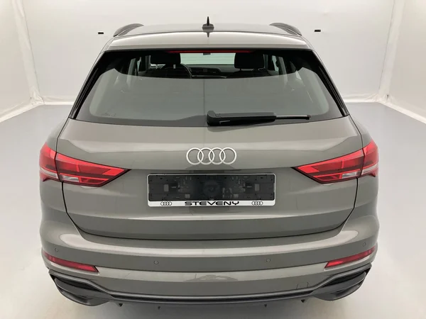AUDI Q3 (2022) — foto 9 van 36