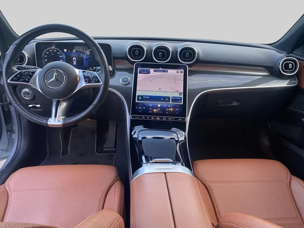 Mercedes-Benz C-Klasse (2023) — foto 4 van 20