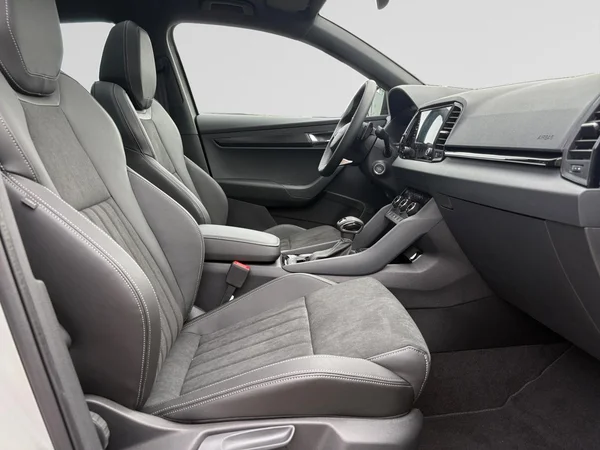SKODA Karoq (2026) — foto 8 van 24