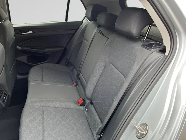 VOLKSWAGEN Golf VIII (2024) — foto 10 van 15