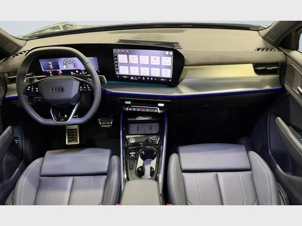 Audi Q3 SUV (2026) — foto 3 van 26