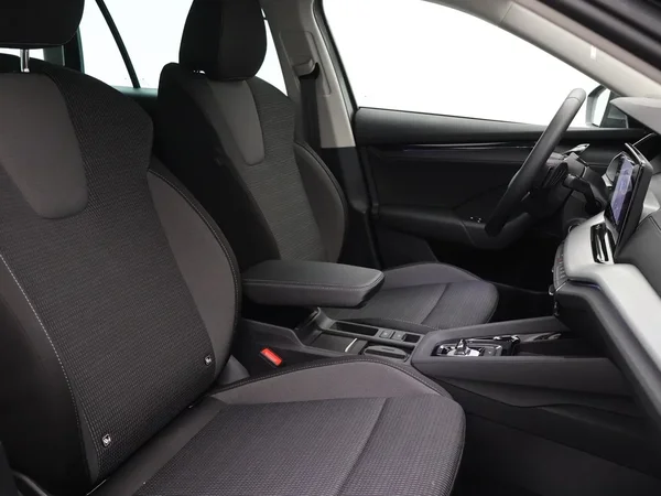 Škoda Octavia (2024) — foto 9 van 24