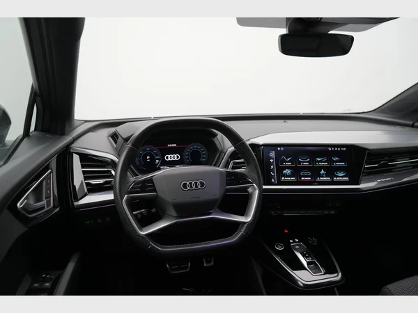 AUDI Q4 e-tron (2023) — foto 29 van 31