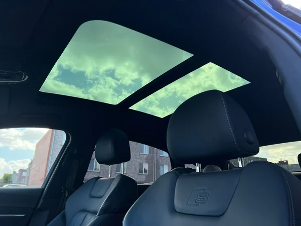 AUDI Q8 e-tron Sportback (2025) — foto 9 van 24