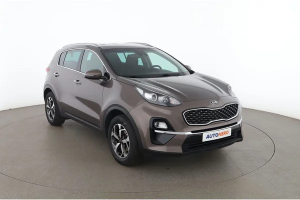 Kia Sportage (2020) — foto 14 van 16
