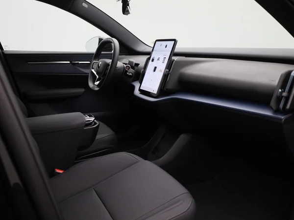 Volvo EX30 (2024) — foto 32 van 41