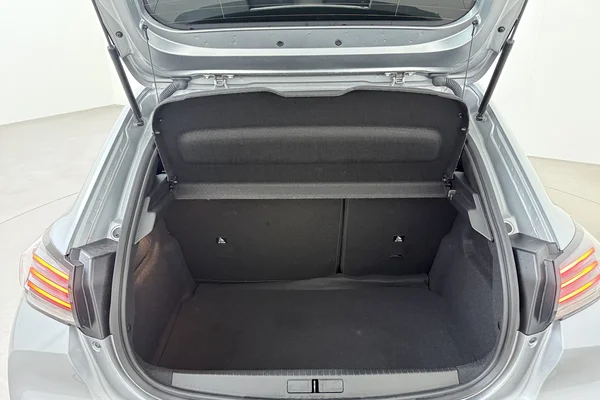 Peugeot 208 (2025) — foto 12 van 16
