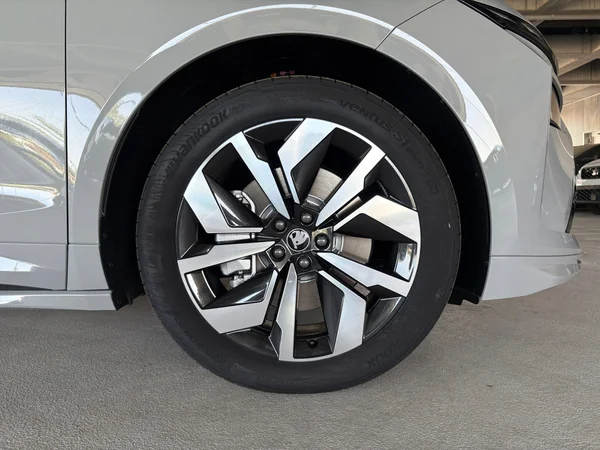 SKODA (2025) — foto 15 van 24