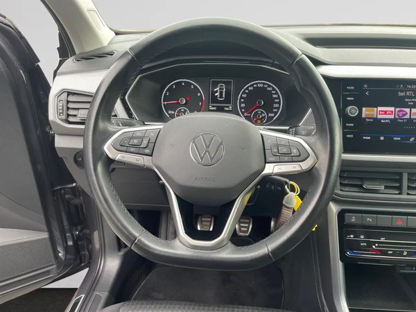 VOLKSWAGEN T-Cross (2022) — foto 4 van 21