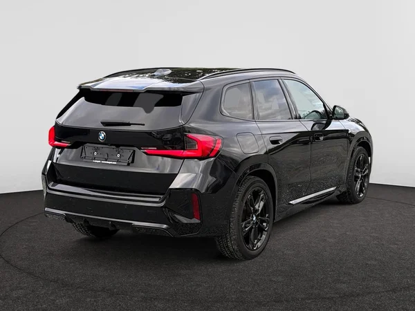 BMW X1 (U11) (2022) — foto 9 van 24