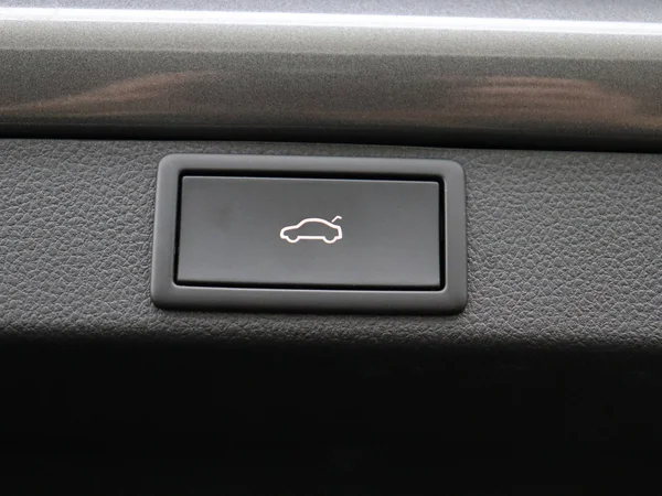 SKODA Octavia Combi (2024) — foto 7 van 19