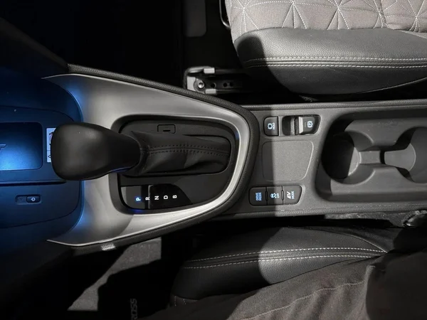 Toyota Yaris Cross (2022) — foto 8 van 20