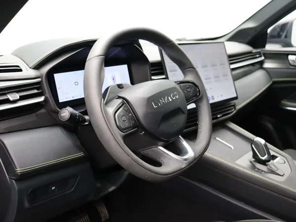 Lynk & Co 01 (2025) — foto 3 van 31