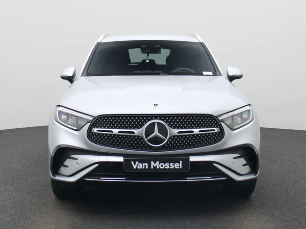 Mercedes-Benz GLC (2025) — foto 23 van 52