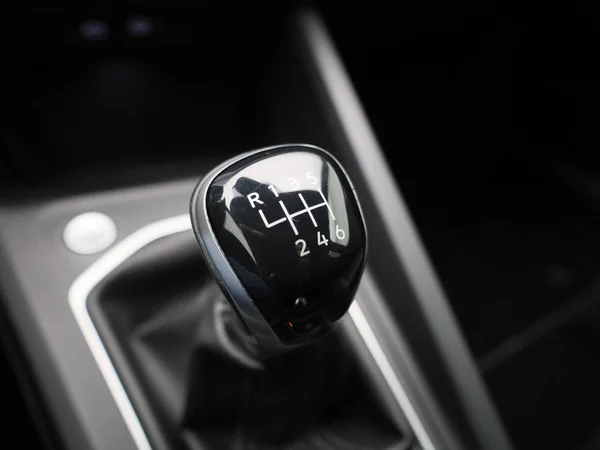Volkswagen Golf (2022) — foto 19 van 47
