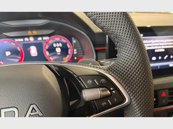 SKODA Kamiq (2026) — foto 3 van 26