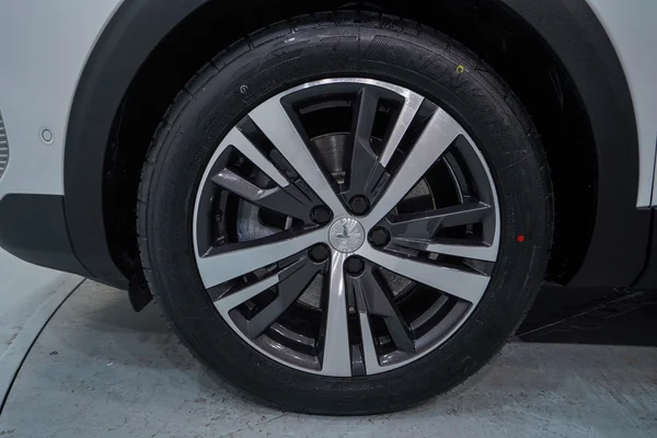 Peugeot 3008 PHEV (2023) — foto 2 van 54