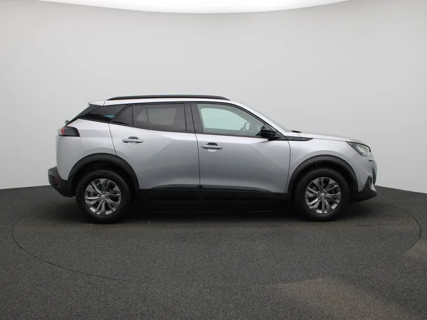 Peugeot 2008 (2023) — foto 37 van 40