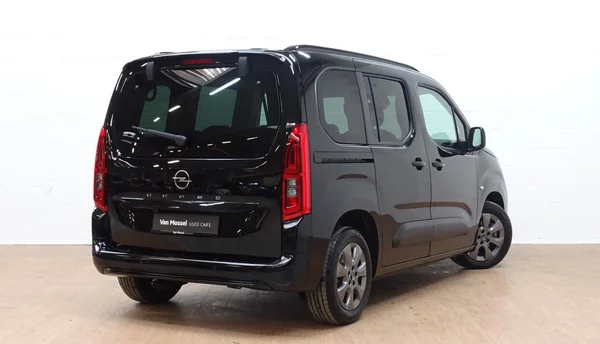 Opel Combo Life (2024) — foto 13 van 18