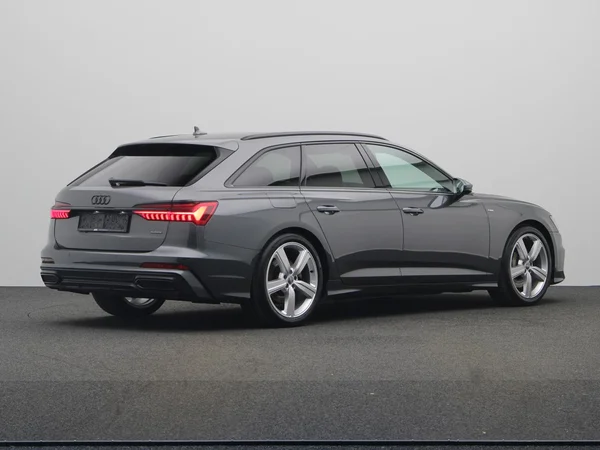 AUDI A6 SW PHEV (2022) — foto 12 van 25