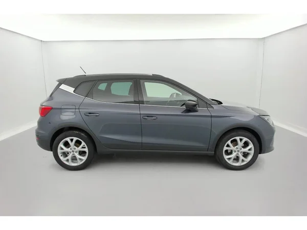 SEAT Arona (2022) — foto 2 van 36