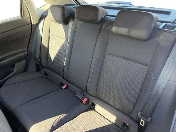 VOLKSWAGEN Polo Dsl (2018) — foto 4 van 31