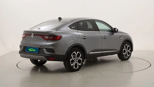 Renault Arkana E-TECH (HEV) (2023) — foto 32 van 36