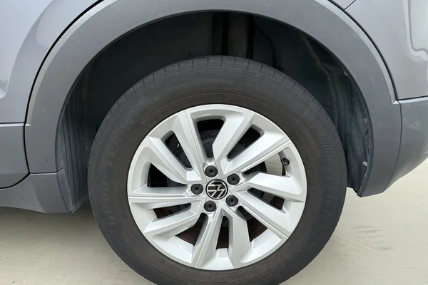 Volkswagen T-Cross (2022) — foto 18 van 21