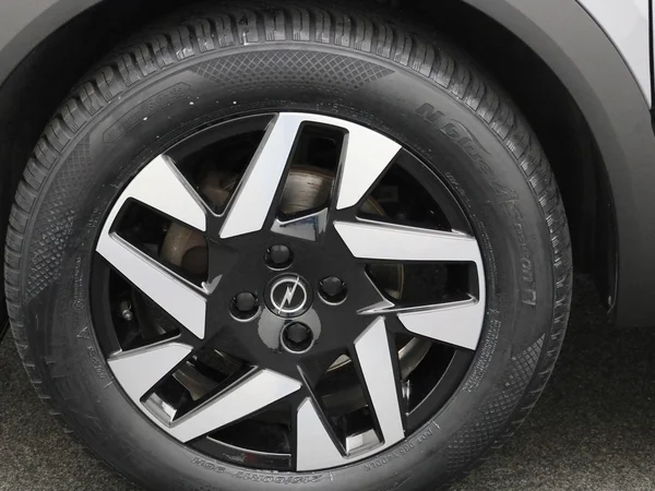 Opel Mokka (2023) — foto 6 van 38